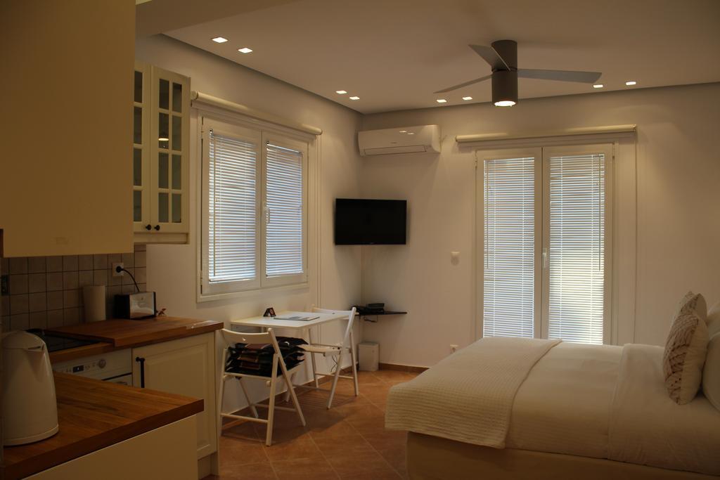 The Infinity 180 Luxury Suites Milia 외부 사진