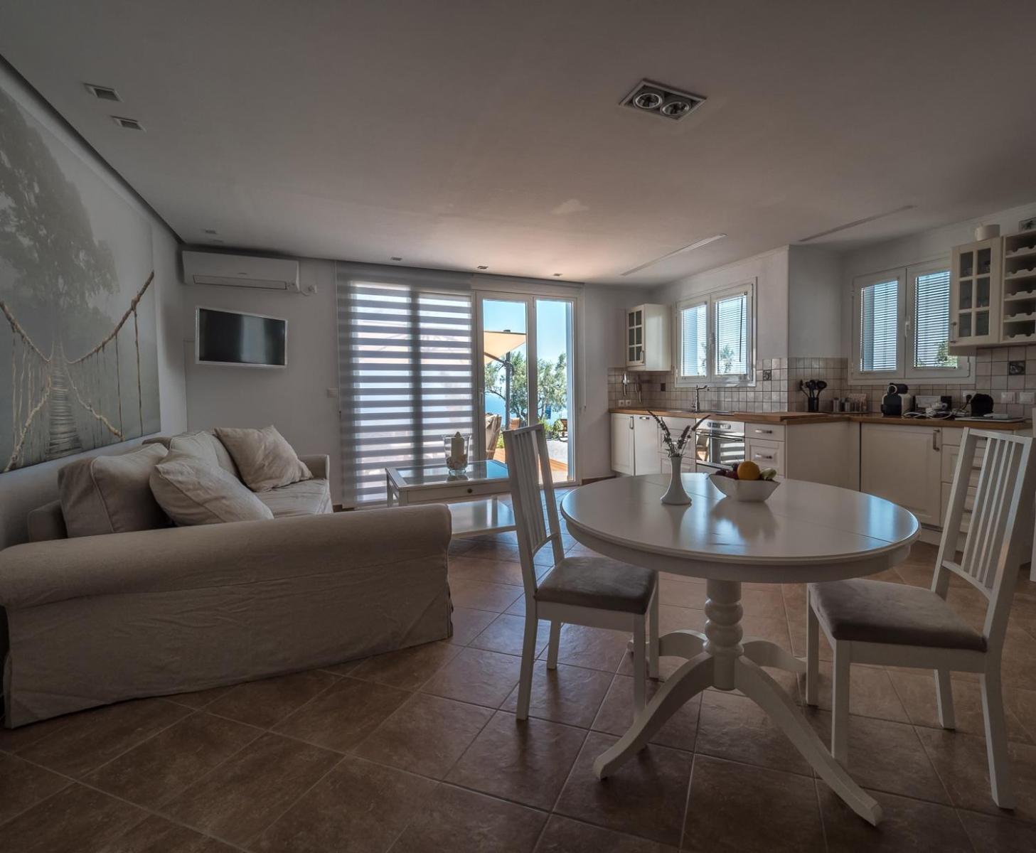 The Infinity 180 Luxury Suites Milia 외부 사진
