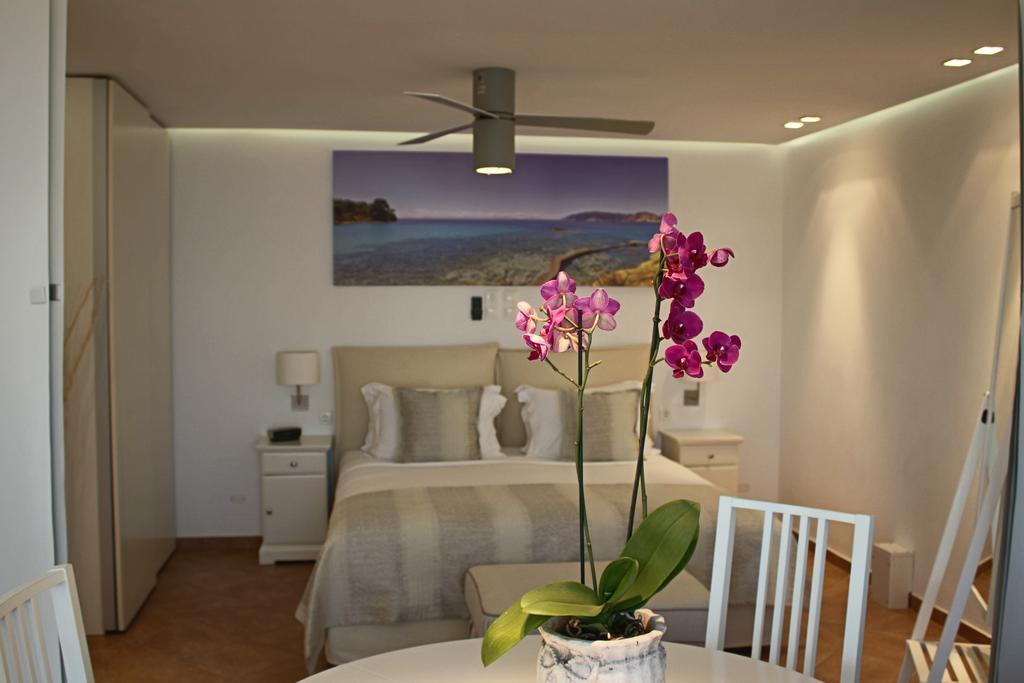 The Infinity 180 Luxury Suites Milia 외부 사진