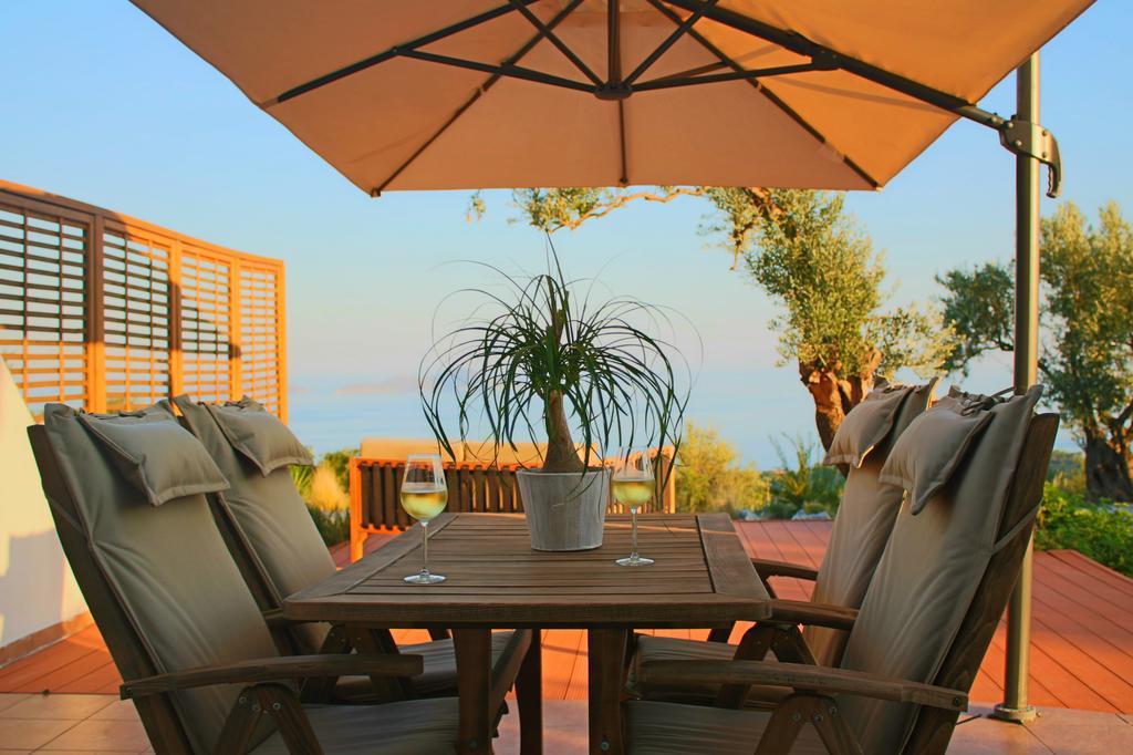 The Infinity 180 Luxury Suites Milia 외부 사진