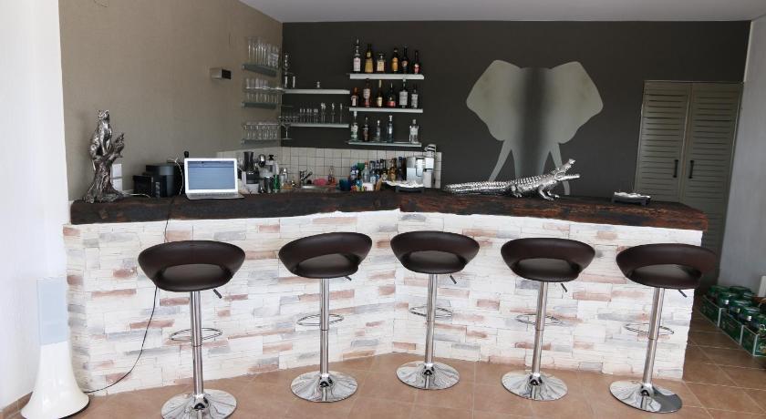 The Infinity 180 Luxury Suites Milia 외부 사진