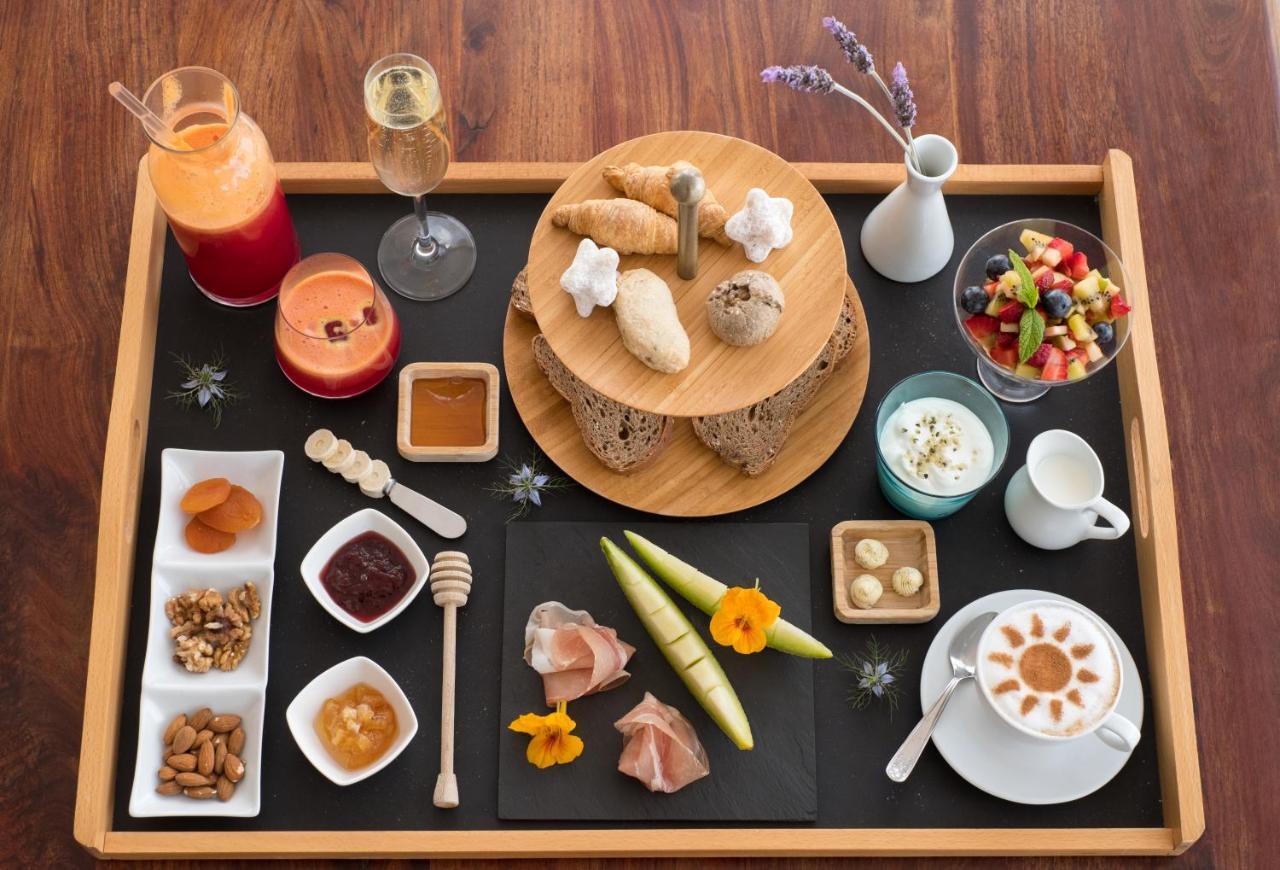 The Infinity 180 Luxury Suites Milia 외부 사진